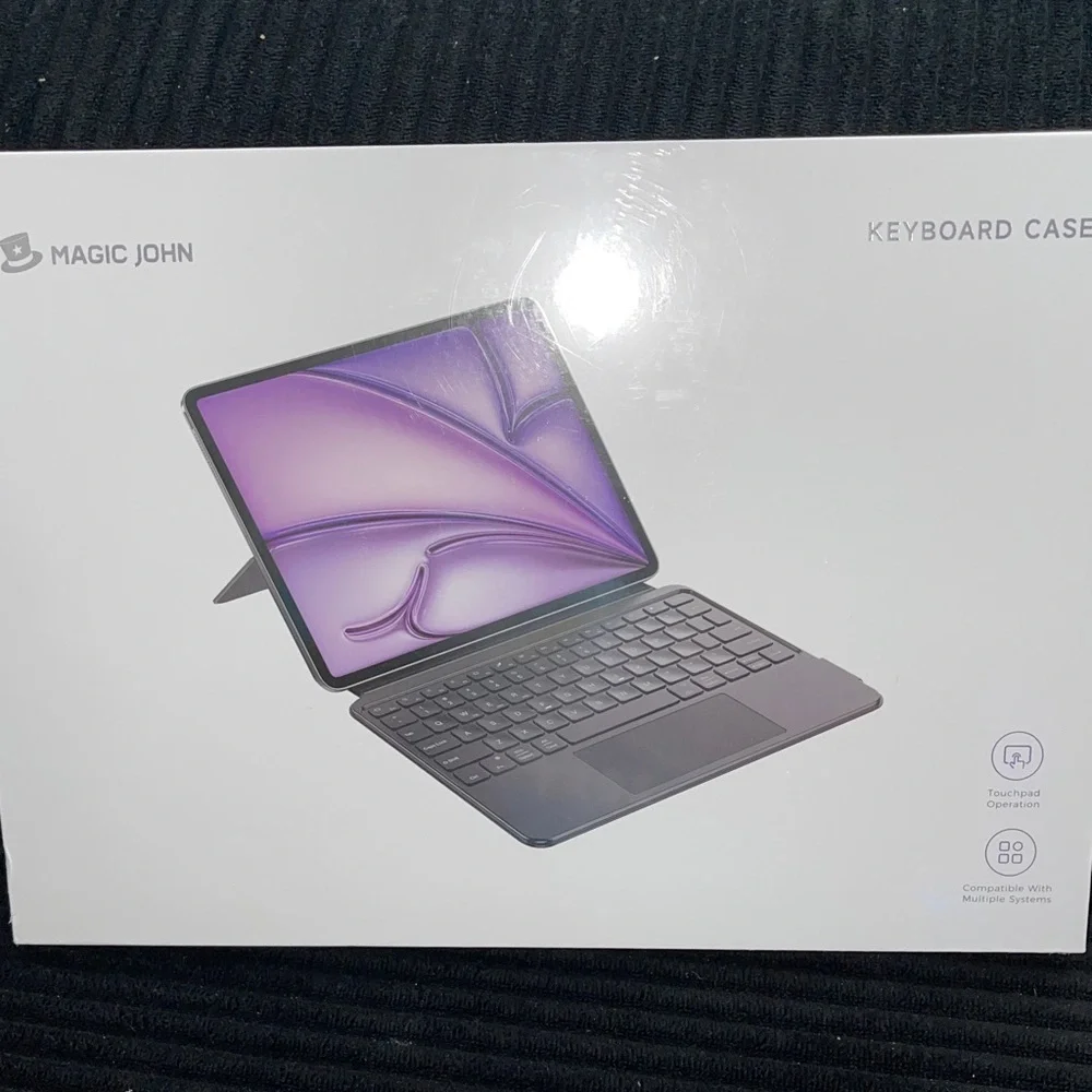 1Brand new iPad 12.9 Pro Keyboard Case for Tablets - Wireless Bluetooth